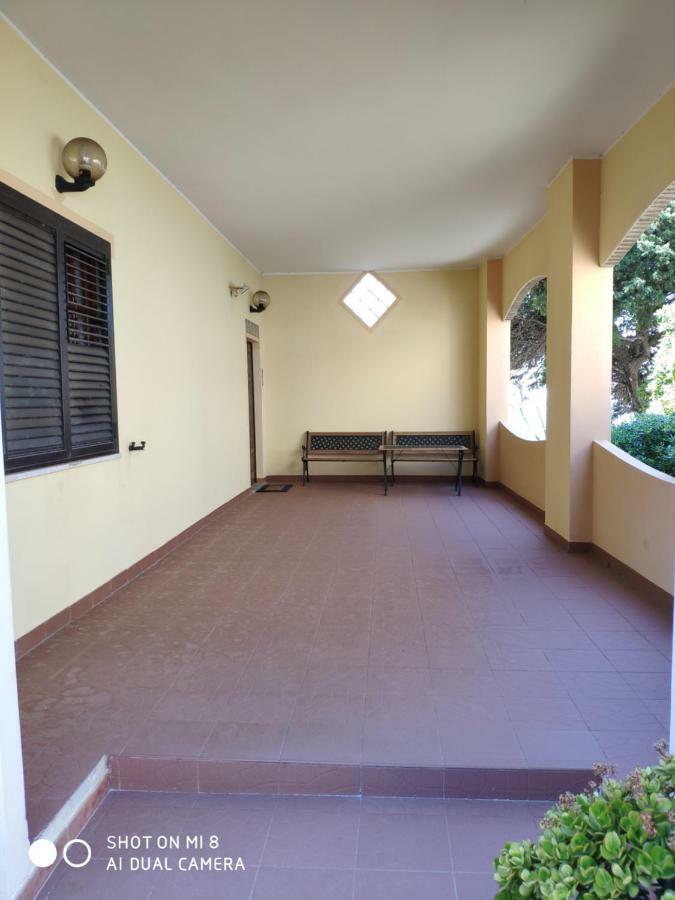 Ferienwohnung Old Style Flat Nebida Exterior foto